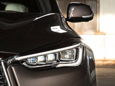 Infiniti QX50 ثانياً، دفع رباعي 5 أبواب — المصباح الأمامي