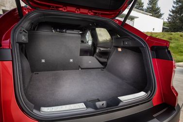Infiniti QX55، دفع رباعي 5 أبواب — حجرة الأمتعة