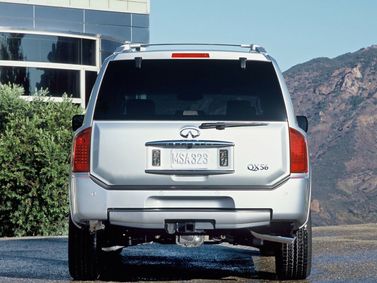 Infiniti QX56 I، دفع رباعي 5 أبواب — منظر خلفي
