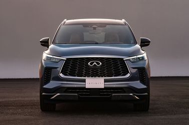 Infiniti QX60 ثانياً، دفع رباعي 5 أبواب — منظر أمامي