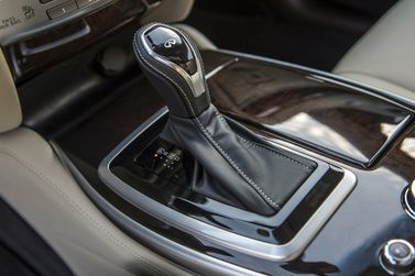 Infiniti QX60 أنا فيس ليفت، دفع رباعي 5 أبواب — محدد ناقل الحركة