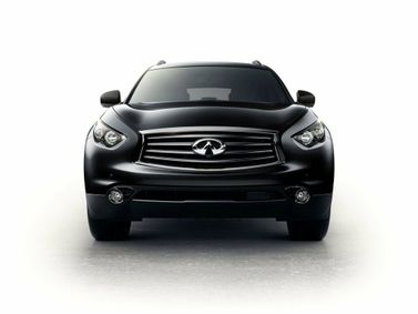Infiniti QX70، دفع رباعي 5 أبواب — منظر أمامي