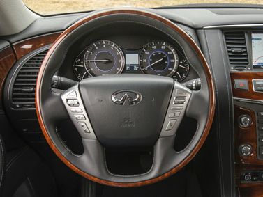 Infiniti QX80 I (Z62) Рестайлинг, Внедорожник 5 дв. — рулевое колесо