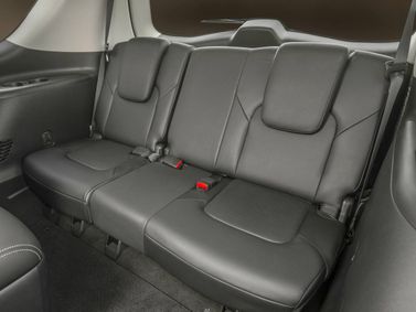 Infiniti QX80 I (Z62) Рестайлинг, Внедорожник 5 дв. — третий ряд сидений