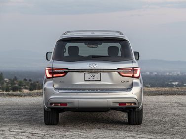 Infiniti QX80 I (Z62) Рестайлинг 3, Внедорожник 5 дв. — вид сзади