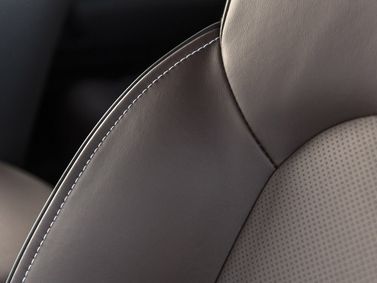 Infiniti QX80 I (Z62) Рестайлинг 3, Внедорожник 5 дв. — передние сиденья
