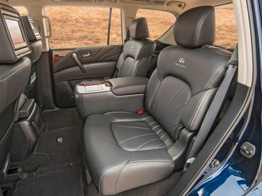 Infiniti QX80 I (Z62), Внедорожник 5 дв. — задние сиденья