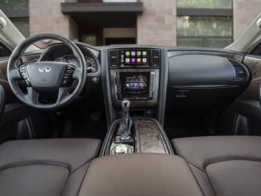 Infiniti QX80 I (Z62) Рестайлинг 3, Внедорожник 5 дв. — передняя панель