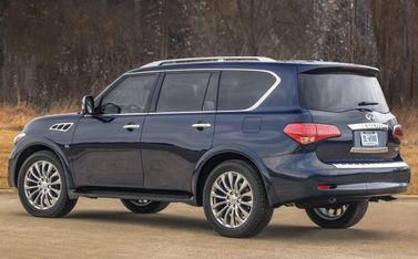 Infiniti QX80 I (Z62) Рестайлинг, Внедорожник 5 дв. — вид сзади справа