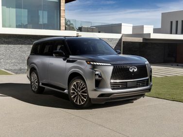 Infiniti QX80 II (Z63), Внедорожник 5 дв. — вид спереди