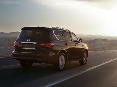 Infiniti QX80 I (Z62), Внедорожник 5 дв. — вид сзади справа