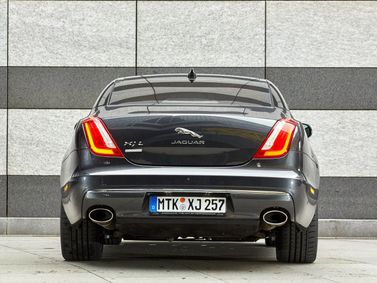 Jaguar XJ IV (X351) Рестайлинг, Седан LWB — вид сзади