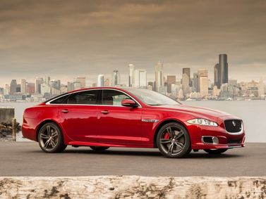 Jaguar XJR IV (X351), Седан — вид спереди справа