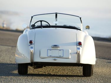 Jaguar XK XK120, Родстер — вид сзади