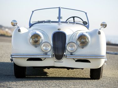 Jaguar XK XK120, Родстер — вид спереди