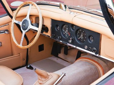 Jaguar XK XK150, Родстер — место водителя