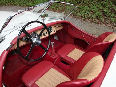 Jaguar XK XK120, Родстер — место водителя
