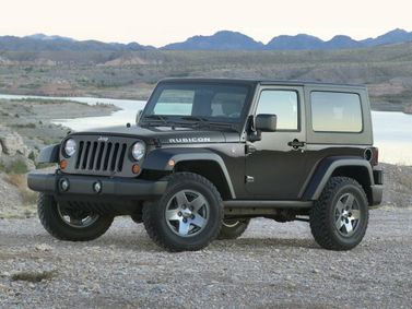 Jeep Wrangler III (JK)، دفع رباعي 3 أبواب — منظر أمامي أيسر