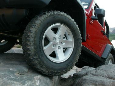 Jeep Wrangler III (JK)، دفع رباعي 3 أبواب — جنط العجلة