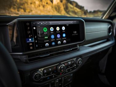 Jeep Wrangler عملية فيس ليفت IV (JL)، دفع رباعي 5 أبواب — شاشة نظام المعلومات والترفيه