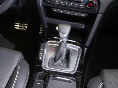 Kia Ceed III, Универсал 5 дв. — селектор коробки передач