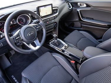 Kia Ceed III, Универсал 5 дв. — место водителя