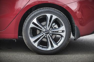 Kia Cerato ثالثاً، سيدان — جنط العجلة