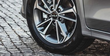 Kia Cerato فيس ليفت IV، سيدان — جنط العجلة