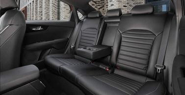 Kia Cerato فيس ليفت IV، سيدان — المقاعد الخلفية