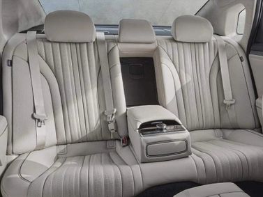 Kia K8 I Рестайлинг, Седан — задние сиденья