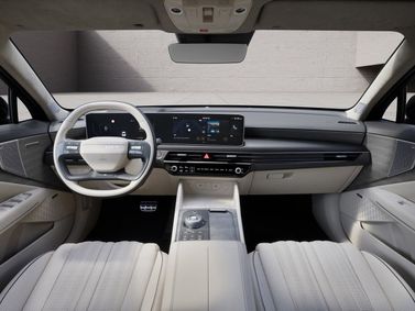 Kia K8 I Рестайлинг, Седан — место водителя
