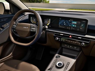 Kia Niro II Рестайлинг, Внедорожник 5 дв. — место водителя