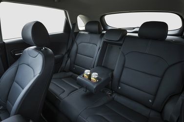 Kia Niro I, Внедорожник 5 дв. — задние сиденья
