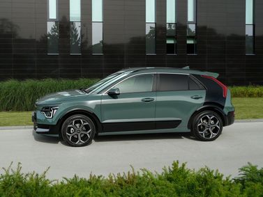 Kia Niro II, Внедорожник 5 дв. — вид слева