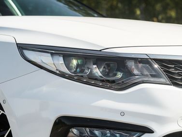 Kia Optima فيس ليفت IV، سيدان — المصباح الأمامي