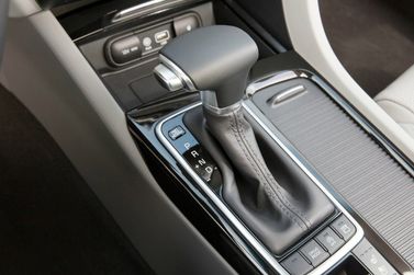 Kia Optima IV, Универсал 5 дв. — селектор коробки передач