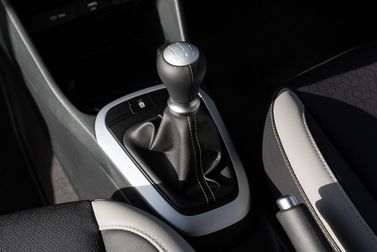 Kia Picanto III Рестайлинг, Хэтчбек 5 дв. — селектор коробки передач