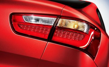 Kia Rio ثالثاً فيس ليفت، سيدان Global — المصباح الخلفي