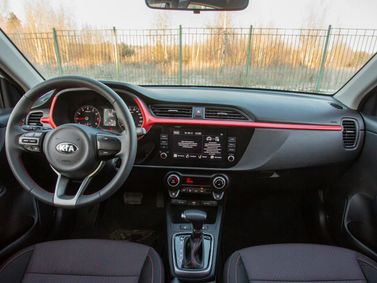 Kia Rio IV (FB) Рестайлинг, Хэтчбек 5 дв. X — передняя панель