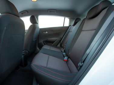 Kia Rio IV (FB) Рестайлинг, Хэтчбек 5 дв. X — задние сиденья