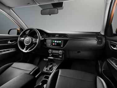 Kia Rio رابعاً، هاتشباك 5 أبواب X-Line — لوحة القيادة