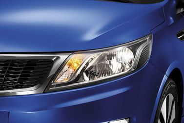 Kia Rio ثالثاً، سيدان — المصباح الأمامي
