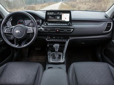 Kia Seltos I, Внедорожник 5 дв. — передняя панель