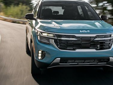 Kia Seltos أنا فيس ليفت، دفع رباعي 5 أبواب — منظر أمامي