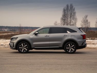 Kia Sorento IV, Внедорожник 5 дв. — вид слева