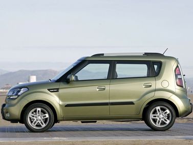 Kia Soul I، هاتشباك 5 أبواب — منظر من الجانب الأيسر