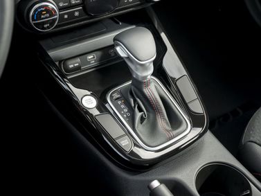 Kia Soul III Рестайлинг, Хэтчбек 5 дв. — селектор коробки передач