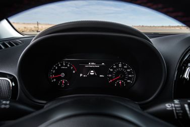 Kia Soul ثالثاً، هاتشباك 5 أبواب — لوحة العدادات