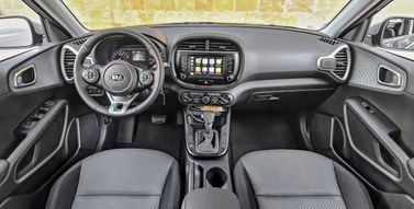 Kia Soul ثالثاً، هاتشباك 5 أبواب — لوحة القيادة
