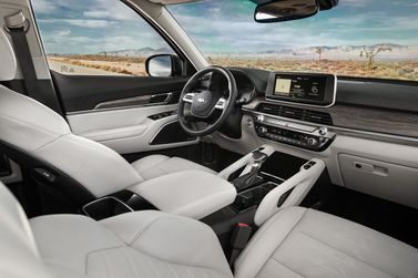 Kia Telluride I, Внедорожник 5 дв. — место водителя